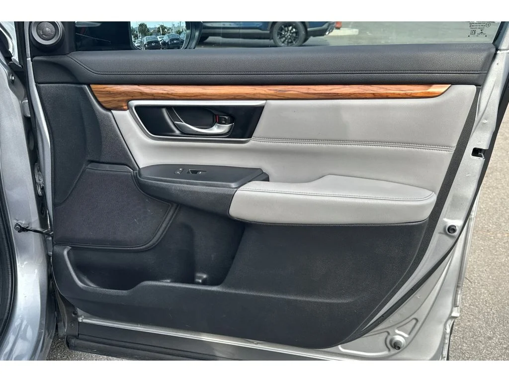 Used 2020 Lunar Silver Metallic Honda EX-L image 21