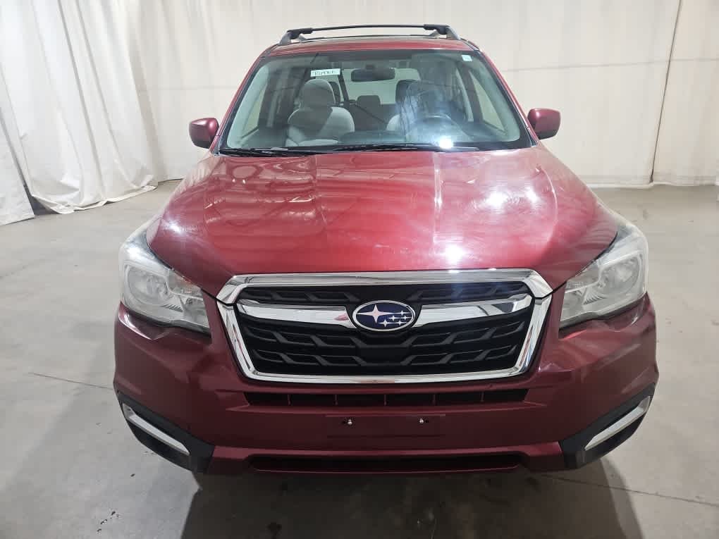 Used 2018 Venetian Red Pearl Subaru Premium image 14