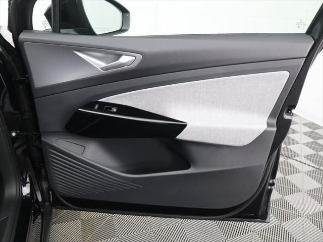 New 2026 Deep Black Pearl Volkswagen Pro image 26