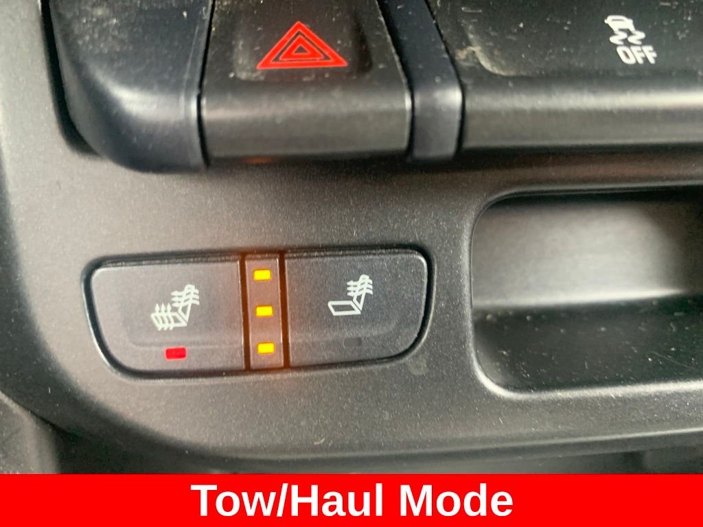 Used 2018 Black Chevrolet LT image 19