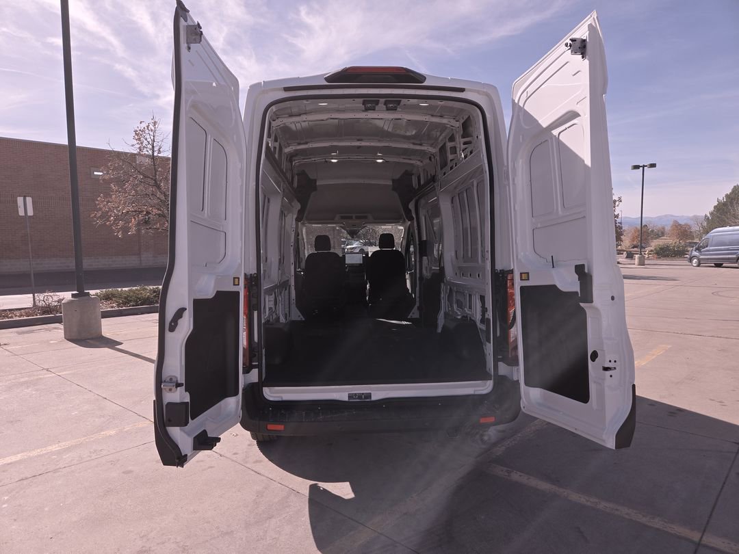 New 2026 Oxford White Ford High Roof 148 WB image 25