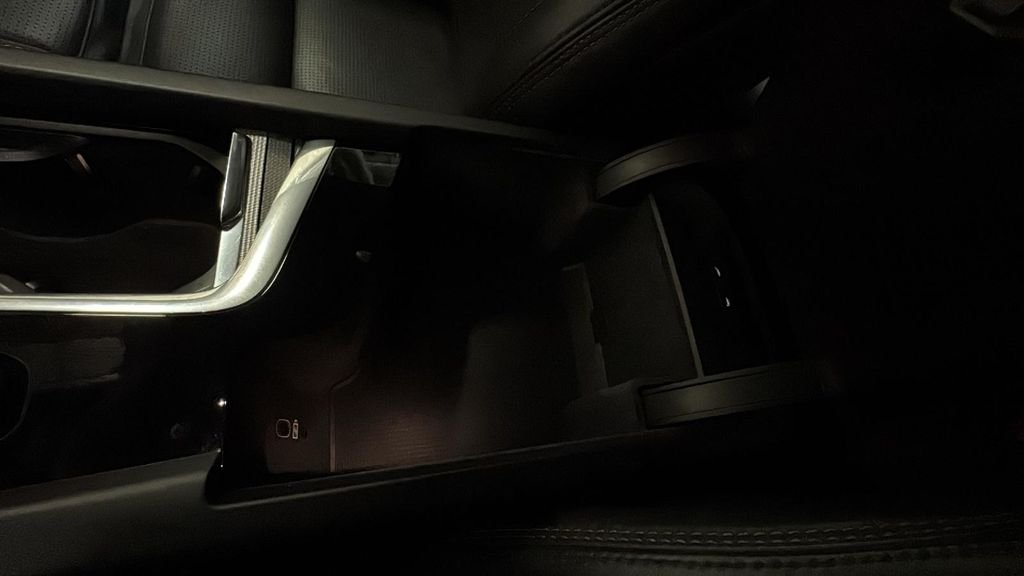 Used 2024 Black Volvo Ultimate image 26