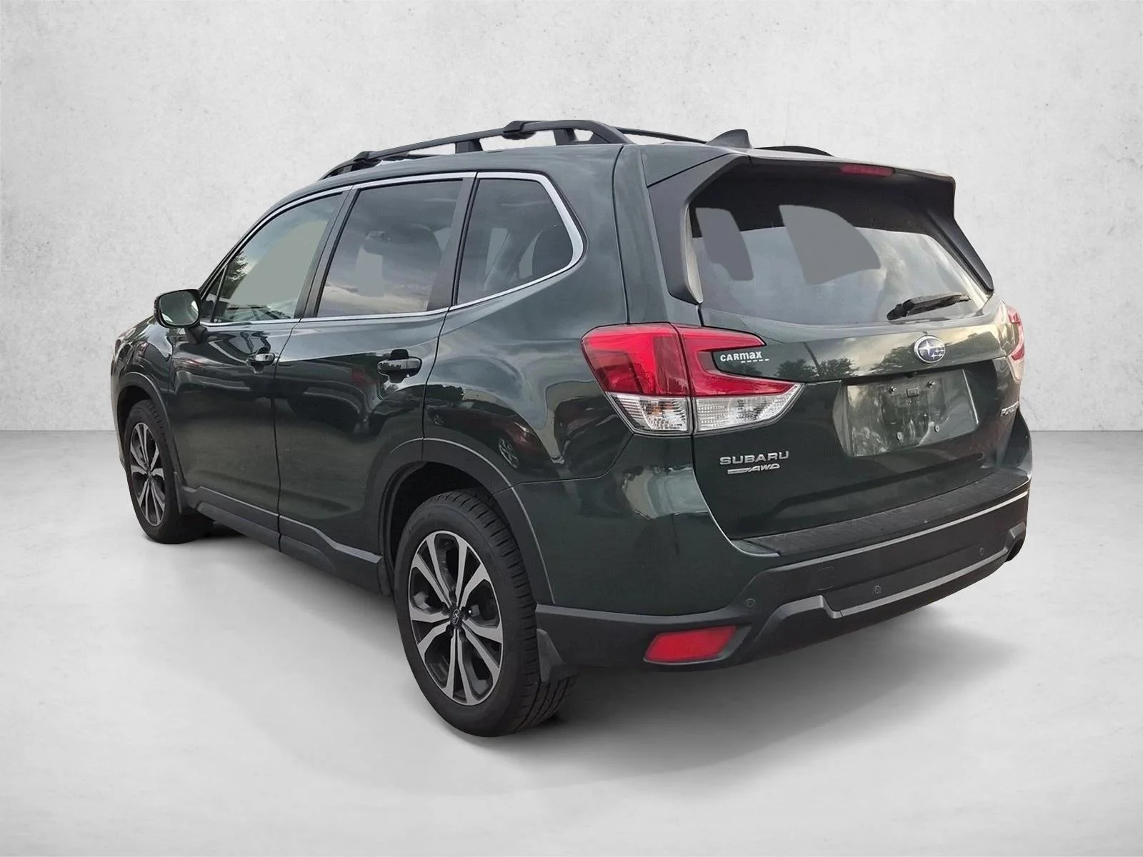 Used 2023 Cascade Green Silica Subaru Limited image 7