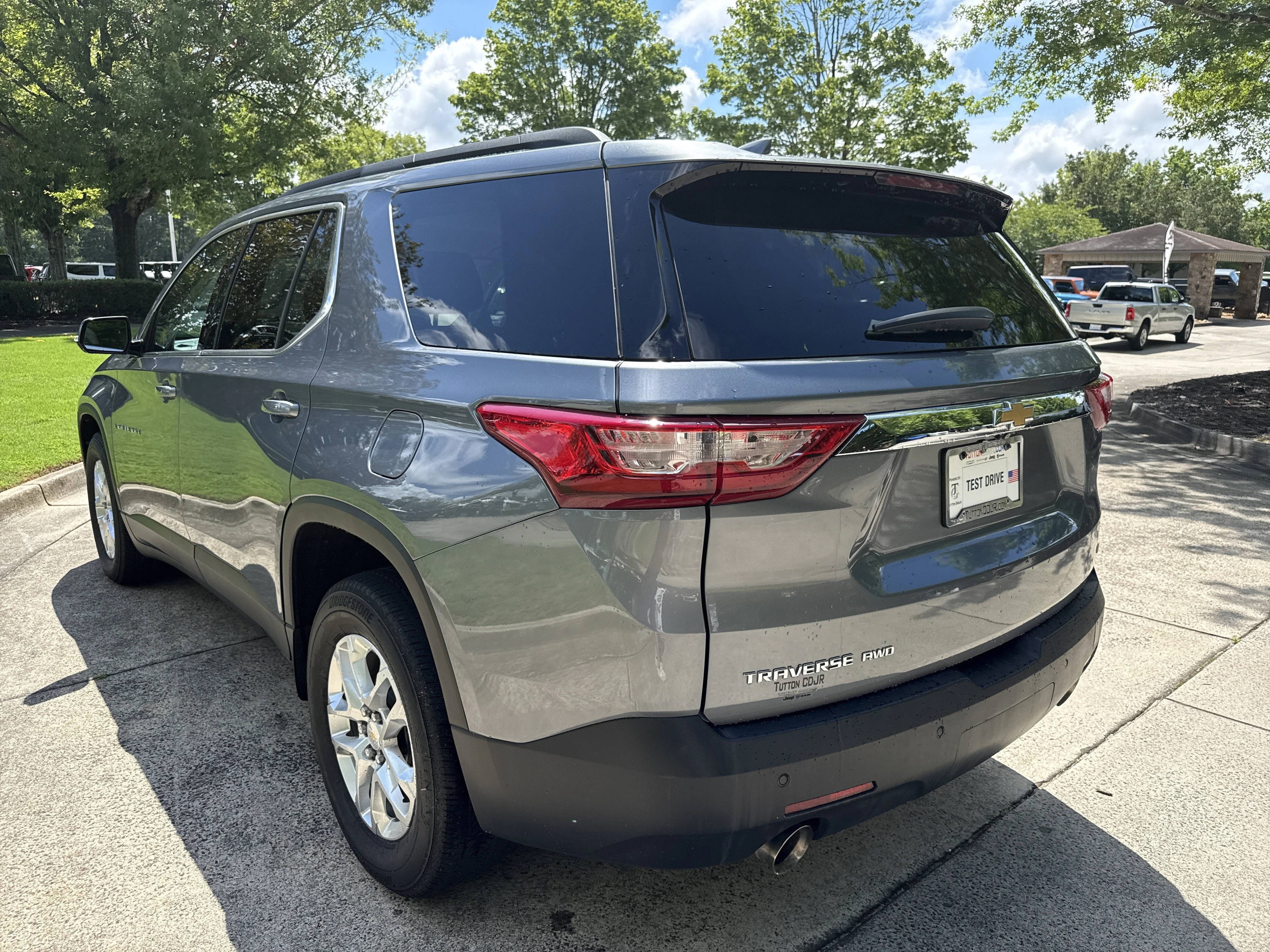 Used 2020 Satin Steel Metallic Chevrolet LT Leather image 5