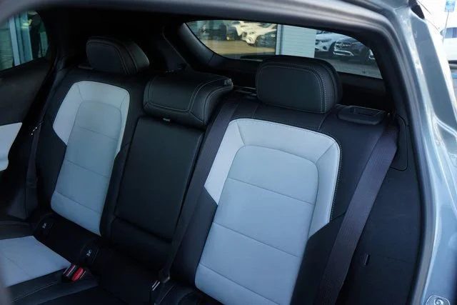 2025 Chevrolet Equinox EV LT - Photo 23