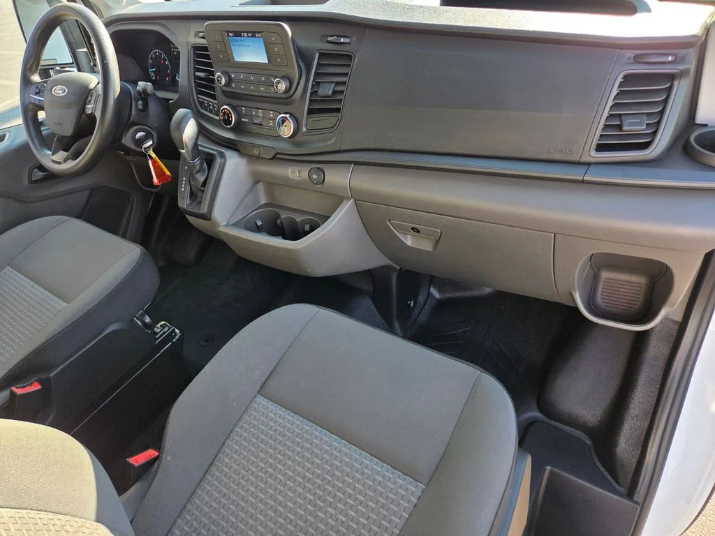 Used 2024 White Ford XL image 23