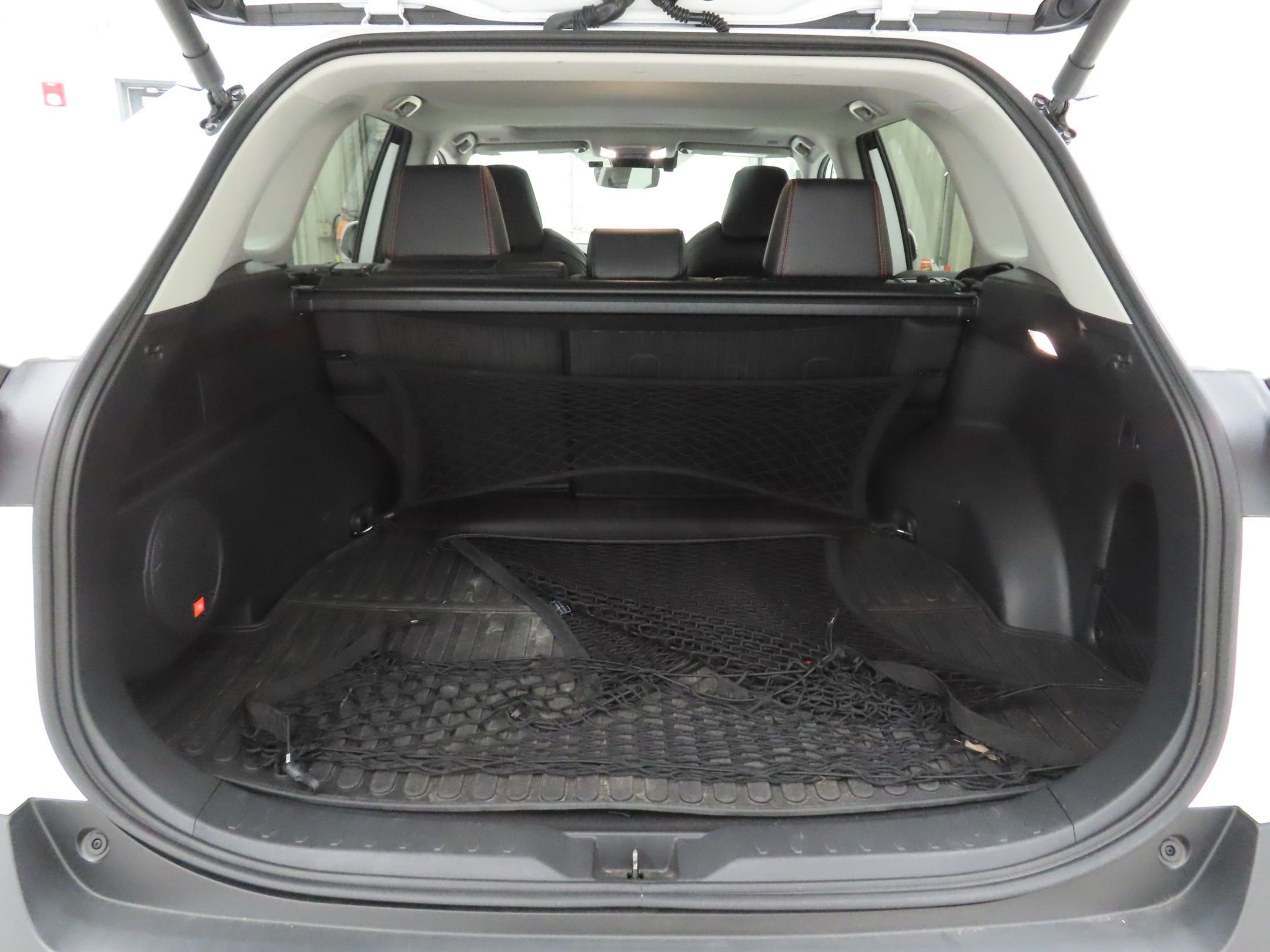 Used 2024 White Toyota Adventure image 23
