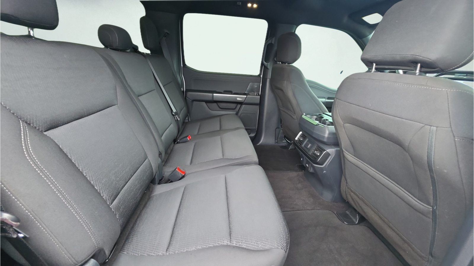 Used 2021 Space White Metallic Ford XLT image 21