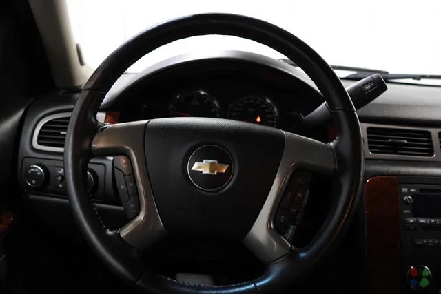 Used 2013 Gray Chevrolet LT image 24
