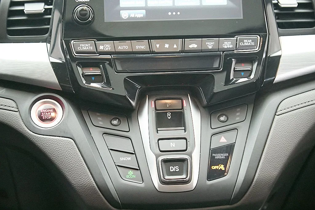 Used 2018 Gray Honda EX-L image 32