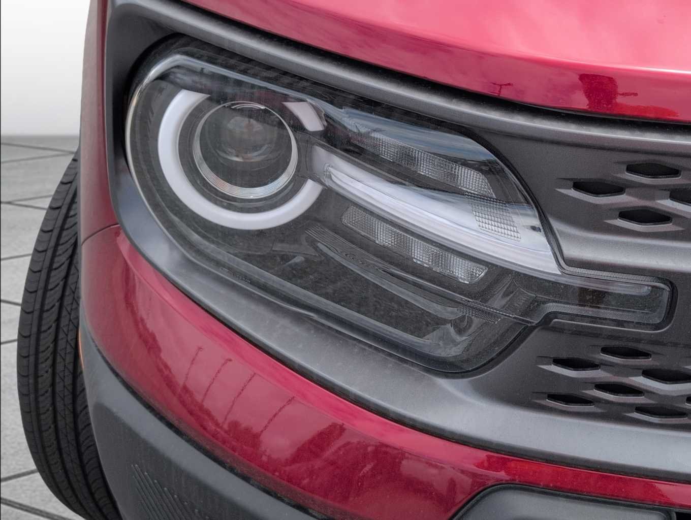 View vehicle photo 3