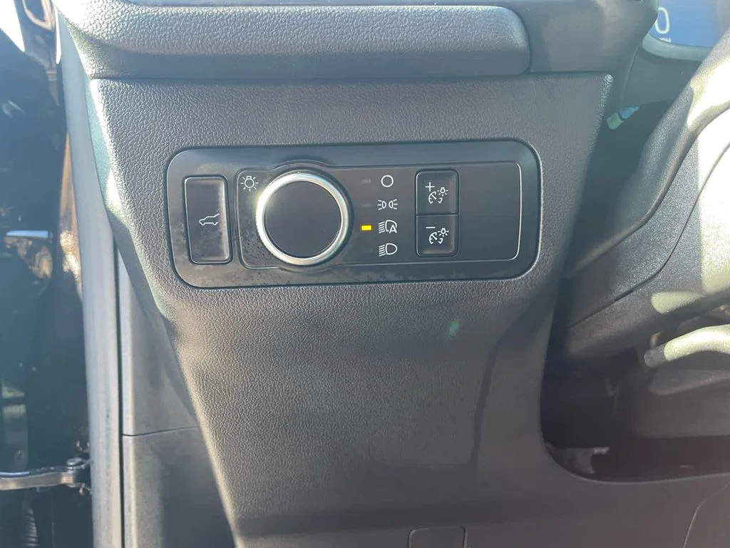 Used 2025 Black Ford Active image 13