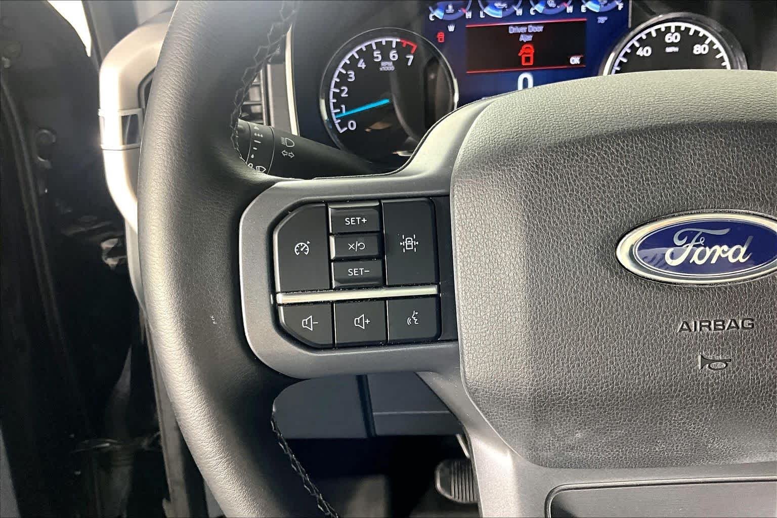 Used 2023 Area 51/Agate Black Ford XLT image 23