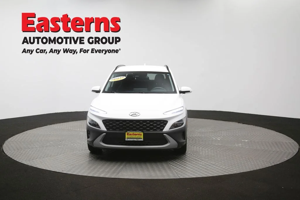 Used 2023 White Hyundai SEL image 51