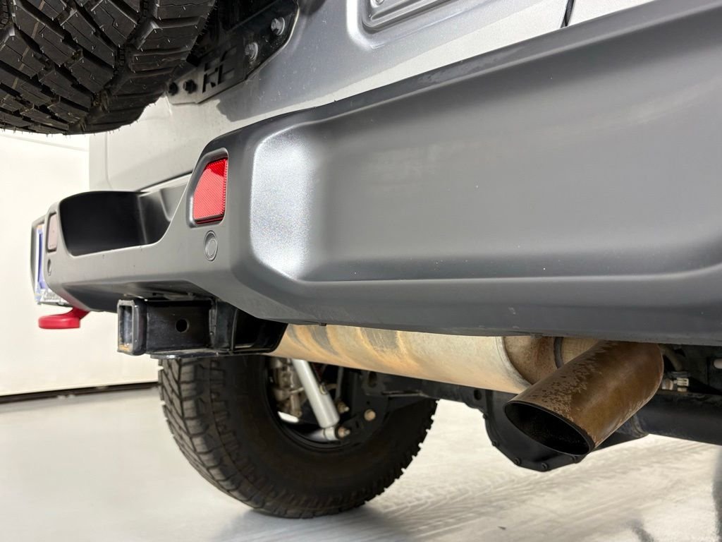 Used 2021 Silver Jeep Unlimited Rubicon image 12
