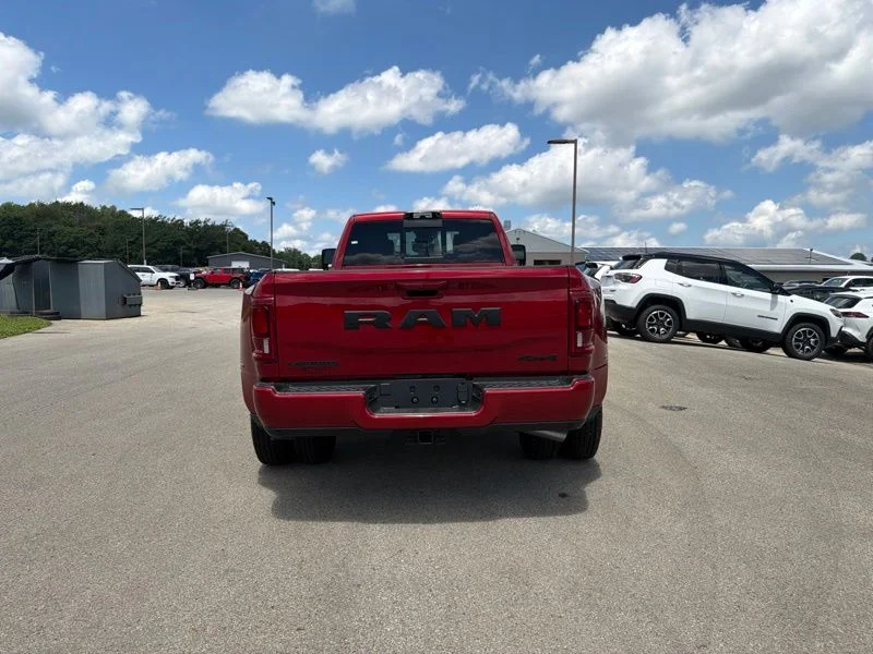 New 2026 Molten Red Pearl-Coat Exterior Paint RAM Laramie image 4