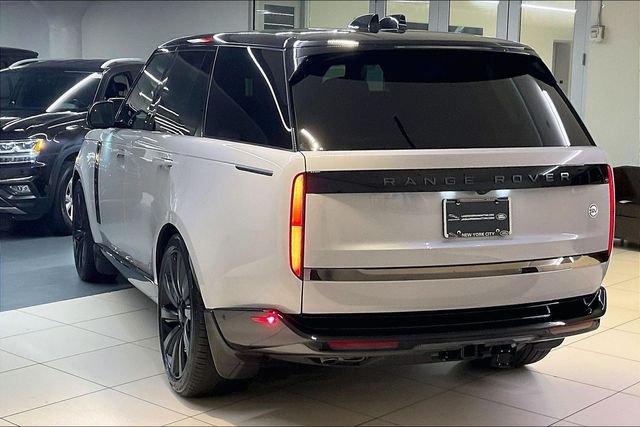 Certified Used 2026 Gray Land Rover SV image 16