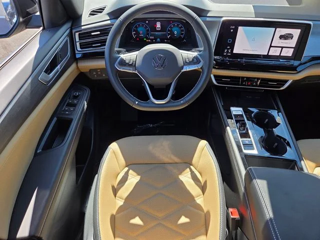 New 2026 Black Volkswagen 2.0T SE w/Technology image 9