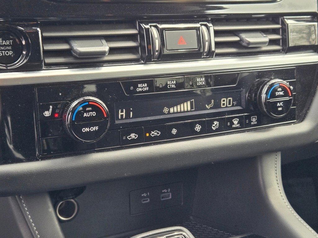 2025 Nissan Pathfinder SV - Photo 29