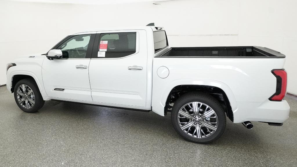 New 2026 Wind Chill Pearl Toyota Capstone image 4