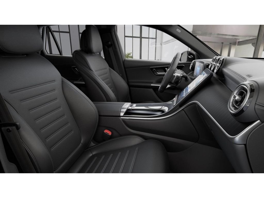New 2026 Graphite Grey Metallic Mercedes-Benz GLC 300 image 4