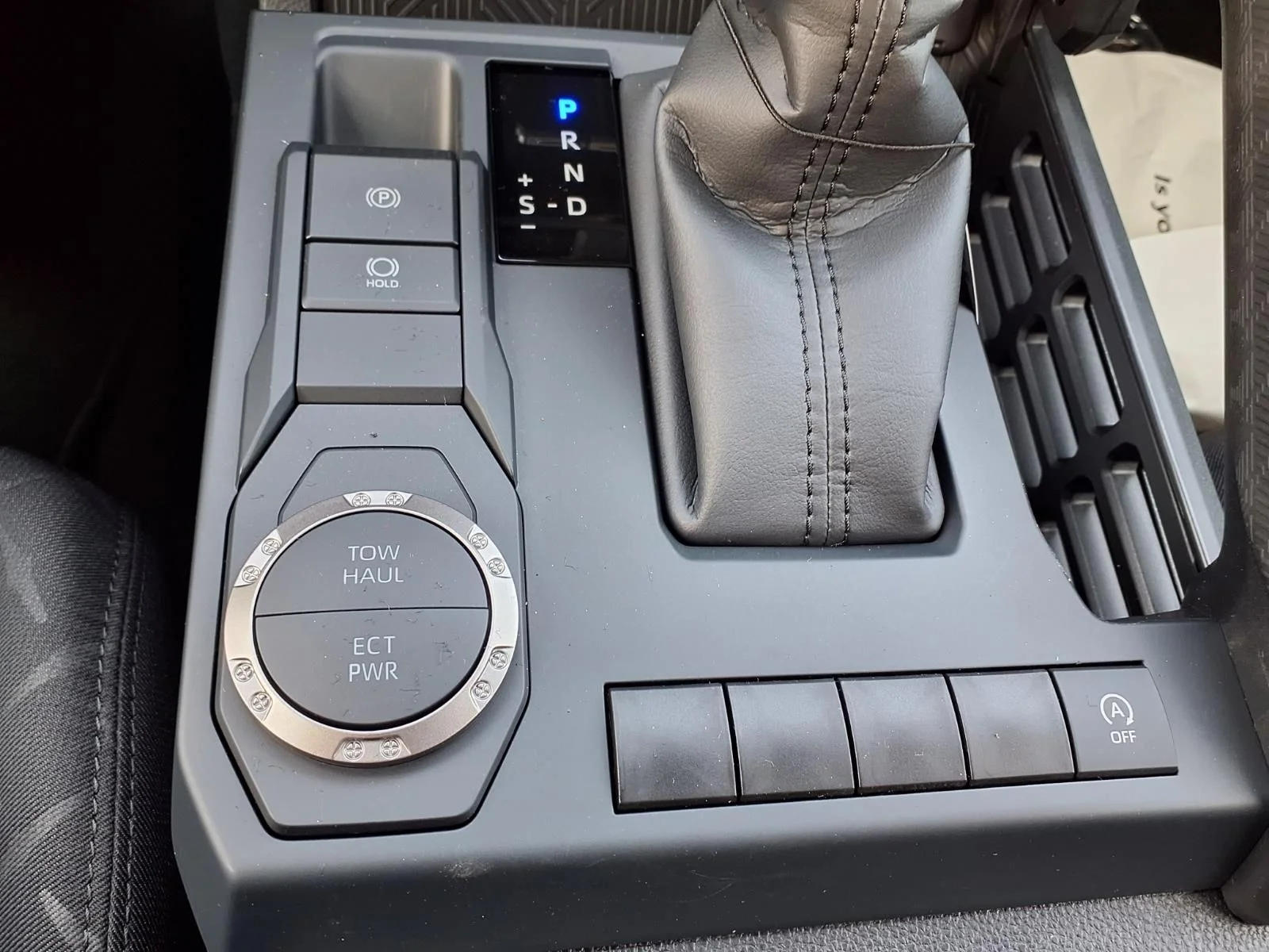 New 2026  Toyota SR5 image 9