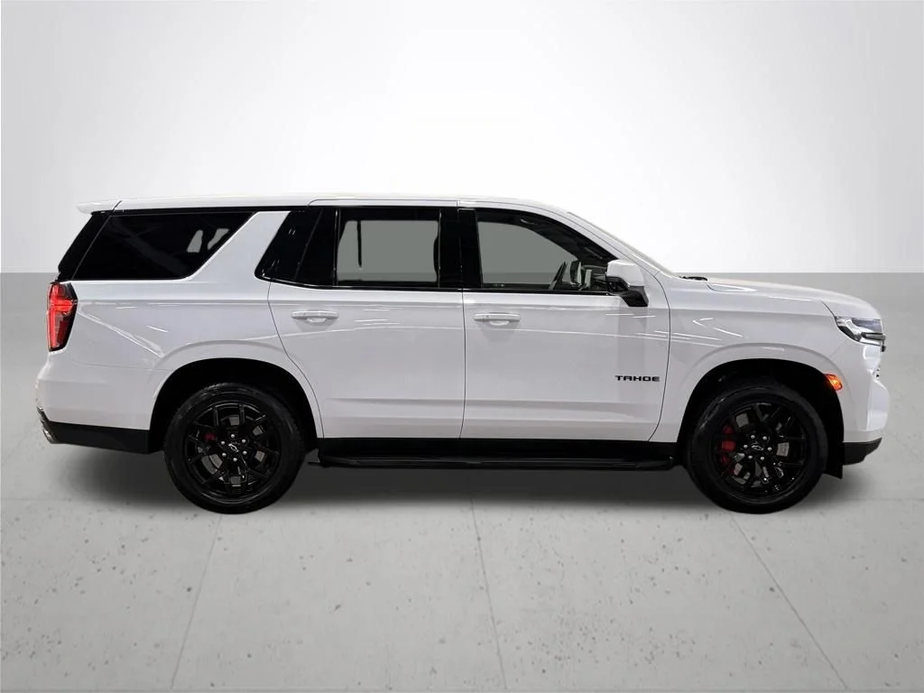 Used 2023 White Chevrolet RST image 9