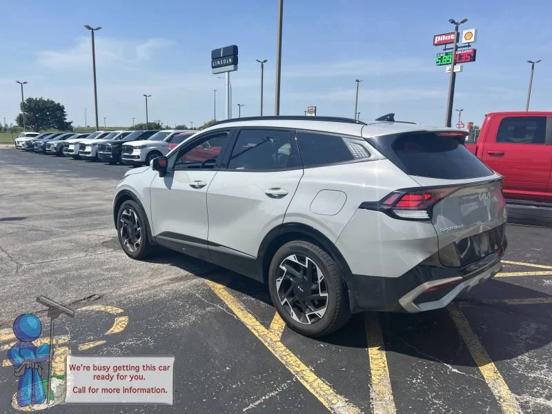 Used 2023 Wolf Gray Kia SX-Prestige image 3