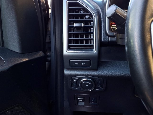 Used 2018 Gray Ford XLT image 13