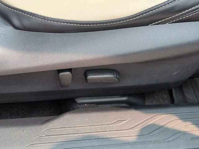 Used 2021  Subaru Limited XT image 38