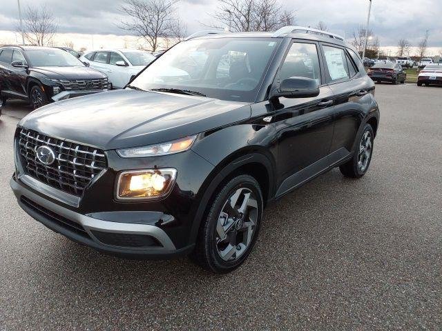 New 2026 Onyx Black Hyundai SEL image 2