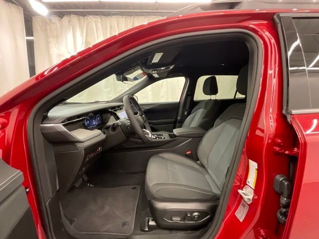 New 2026 Red Hot Pearl-Coat Exterior Paint Jeep Laredo image 10