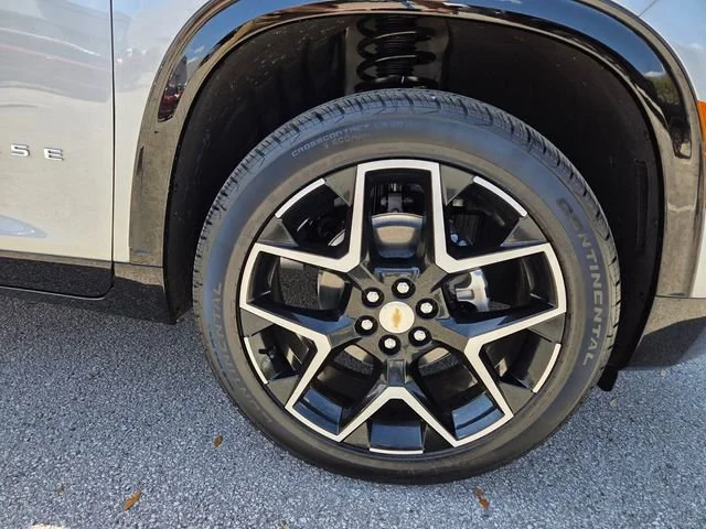 Used 2026 Sterling Gray Metallic Chevrolet High Country image 29