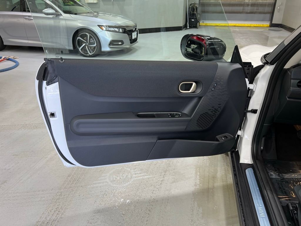 2025 MINI Hardtop 2 Door S - Photo 10
