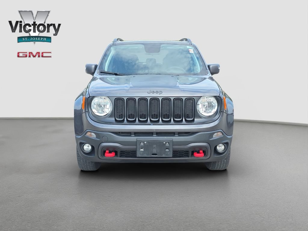 Used 2018 Jeep Renegade Trailhawk with VIN ZACCJBCB7JPG71633 for sale in Kansas City