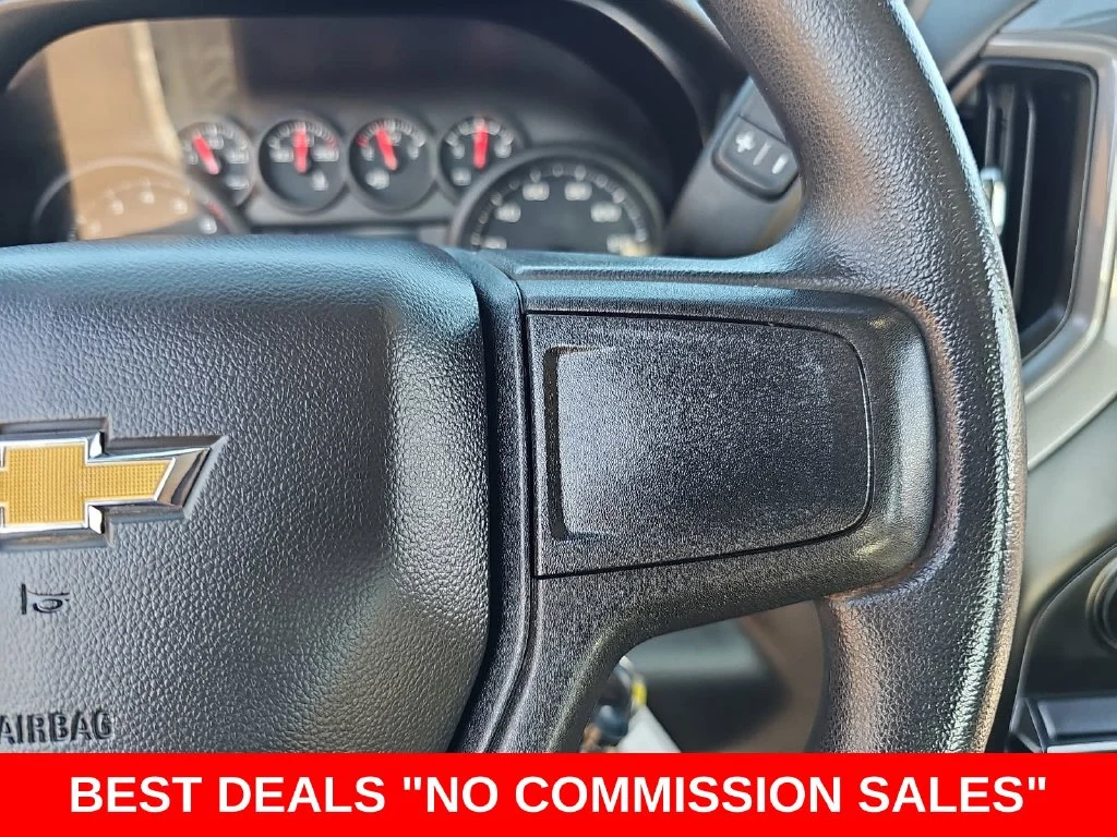 Used 2020 White Chevrolet WT image 17