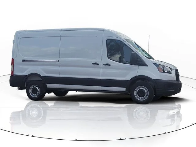 New 2026 Oxford White Ford Base image 4