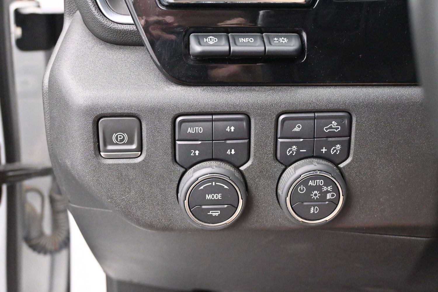 Used 2024 Summit White Chevrolet High Country image 26