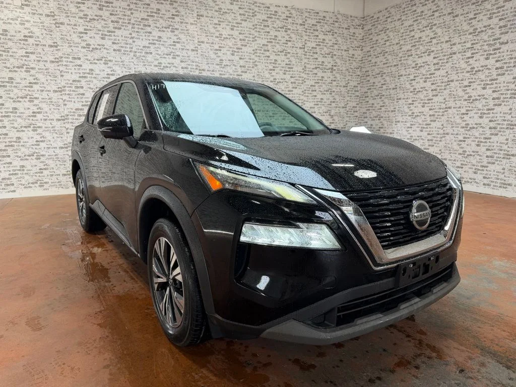 Used 2021 Super Black Nissan SV image 1