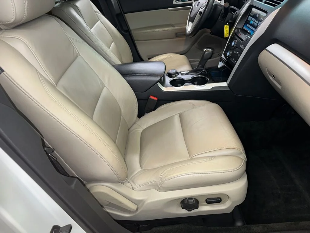 2014 Ford Explorer XLT - Photo 30