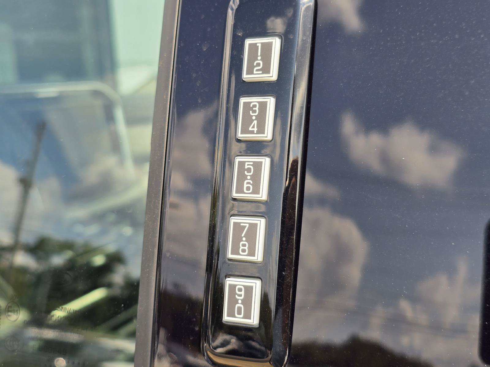 New 2026 Agate Black Metallic FORD F-350® Platinum® image 14