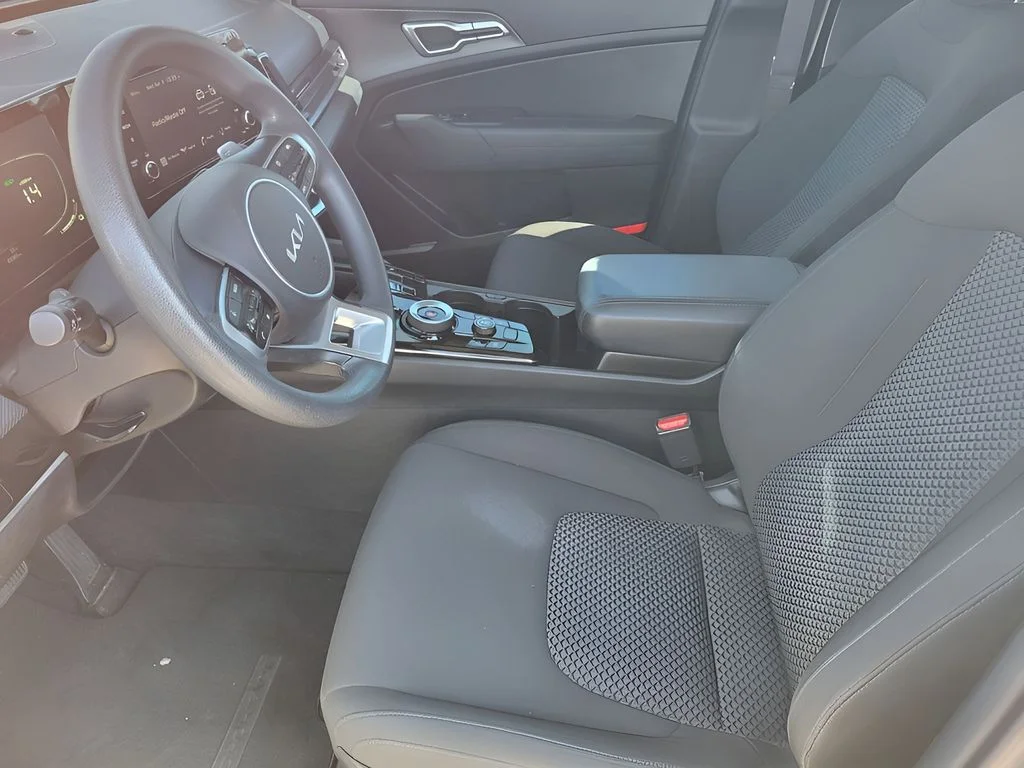 Used 2023 Gravity Gray Kia LX image 11