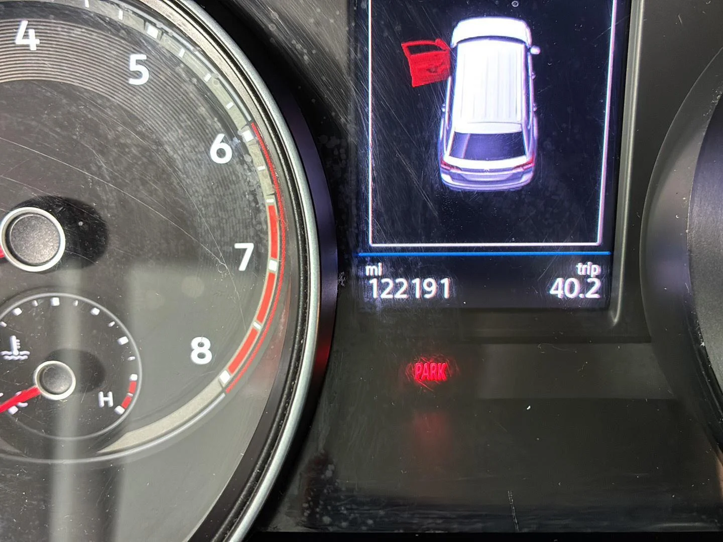 Used 2019 Platinum Gray Metallic Volkswagen 3.6L V6 SE image 35