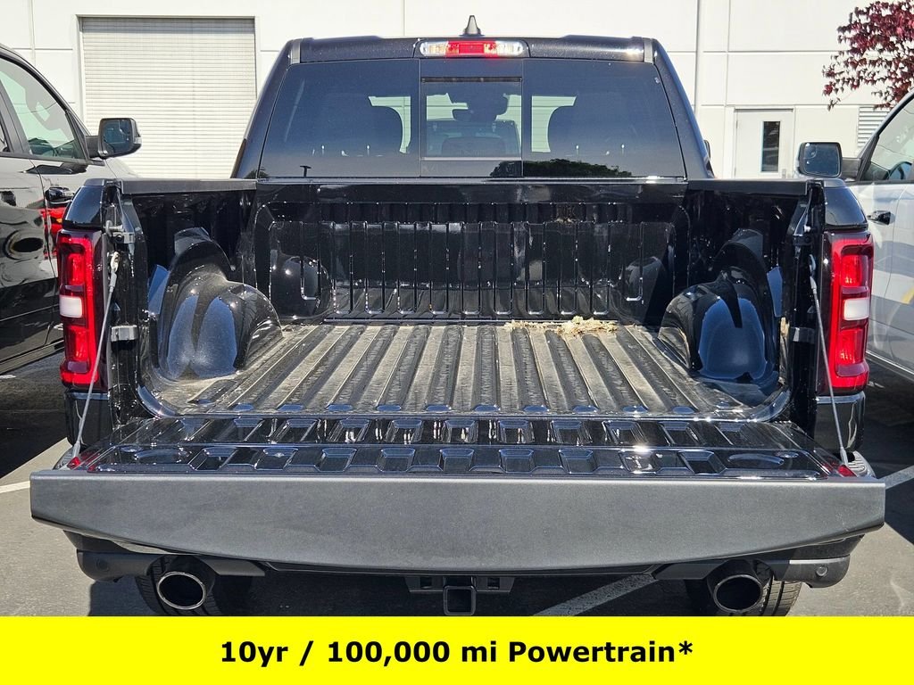 New 2026 Diamond Black Crystal Pearl-Coat Exterior Paint RAM Big Horn/Lone Star image 28