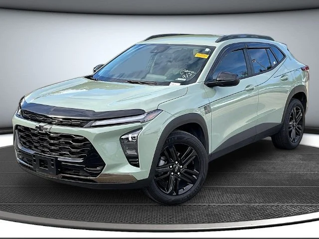 Used 2026 Cacti Green Chevrolet ACTIV image 1
