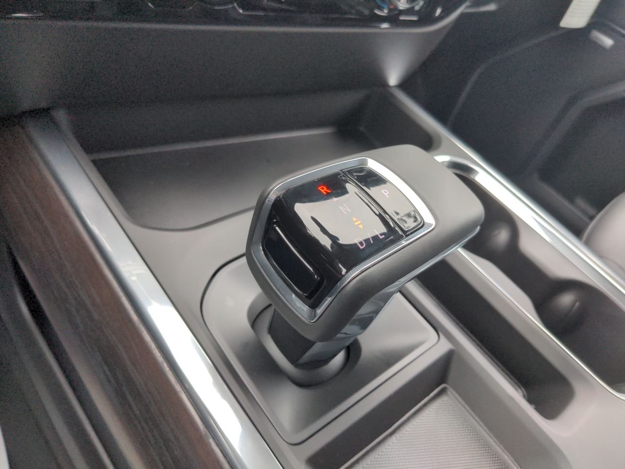 2026 GMC Sierra 1500 SLT - Photo 16