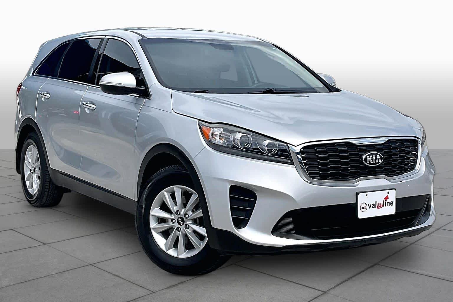Pre-Owned 2020 Kia Sorento LX