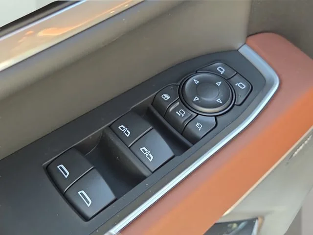 2026 GMC Sierra 2500HD Denali Ultimate - Photo 19