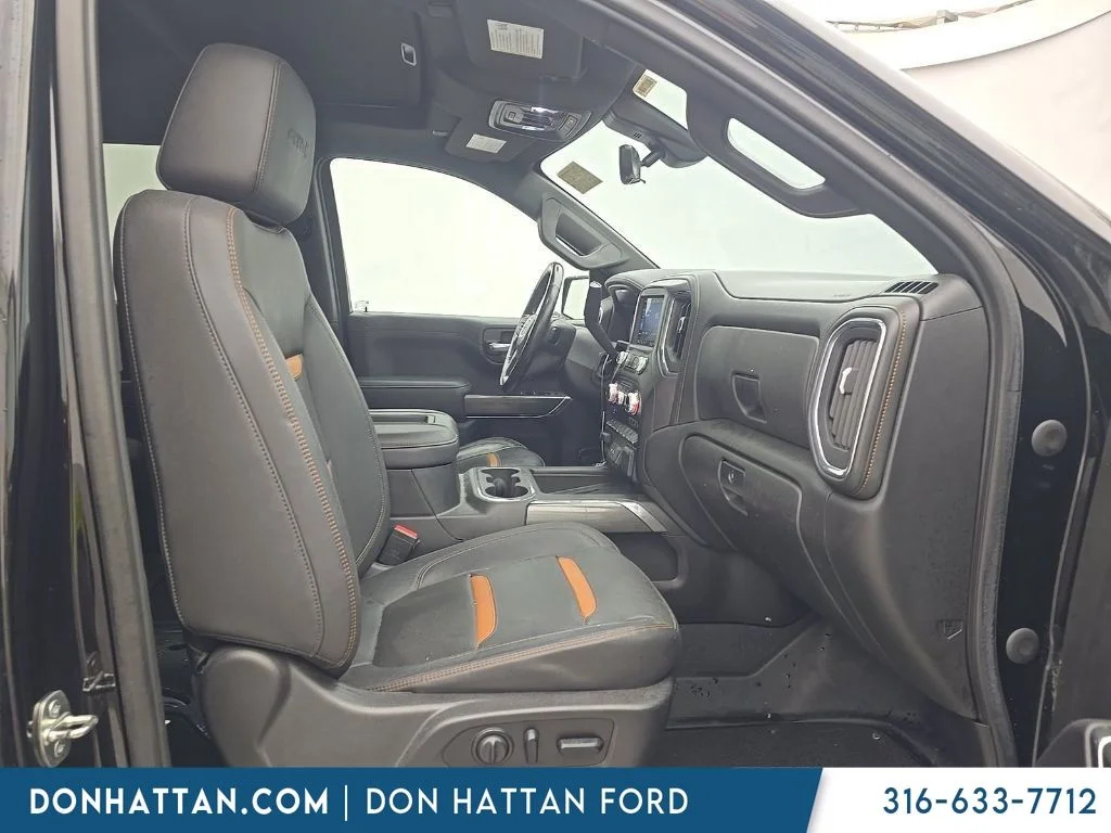 Used 2021 Black GMC AT4 image 3
