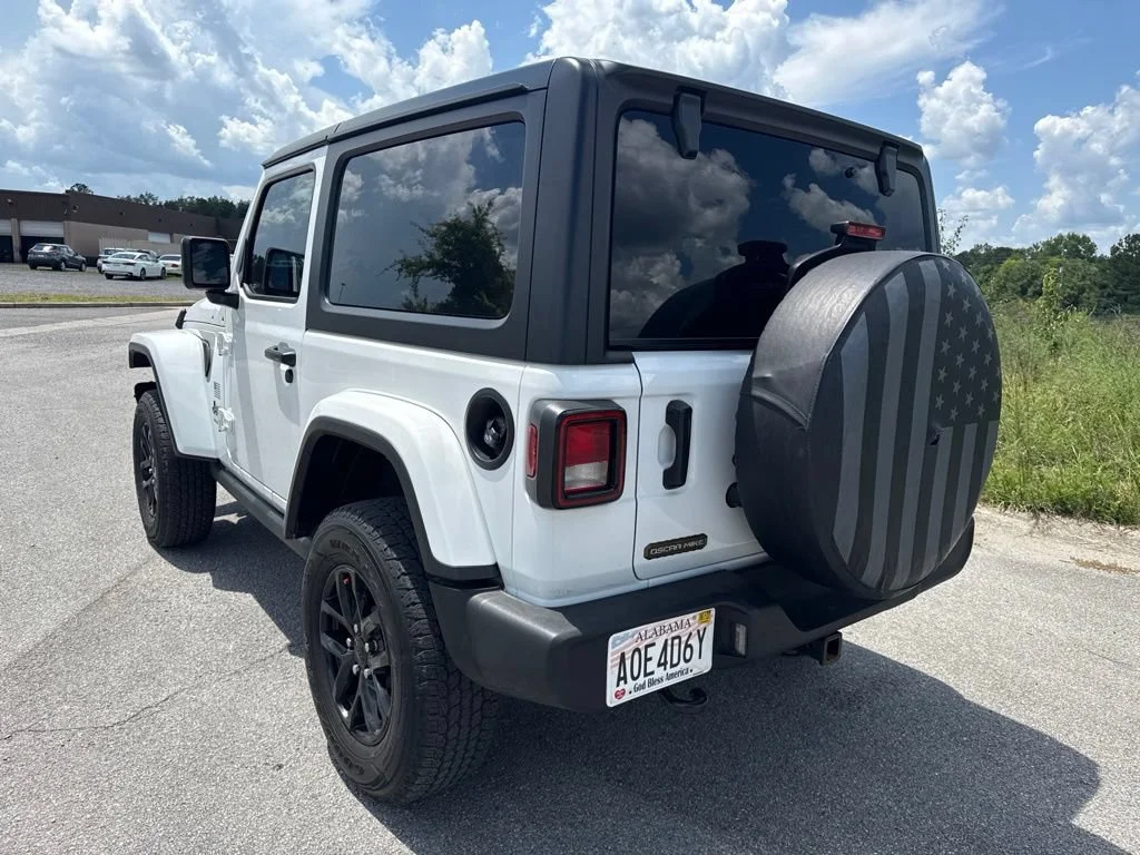 Used 2023 Bright White Clearcoat Jeep Freedom image 8